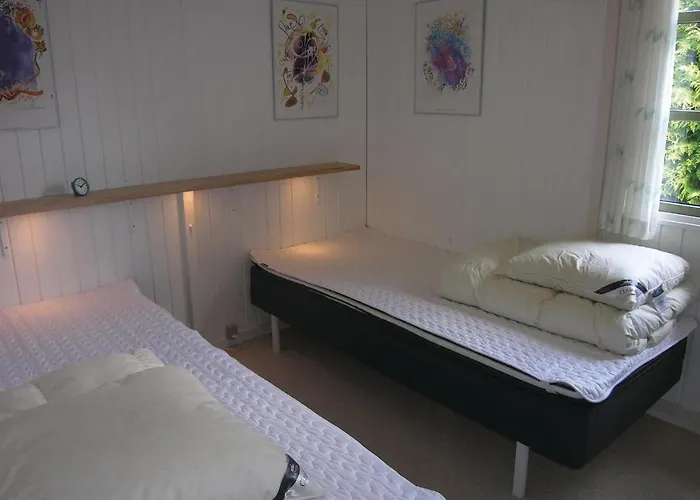 Sorbus Holiday home Ronne